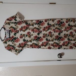 Floral Maxi dress Size M